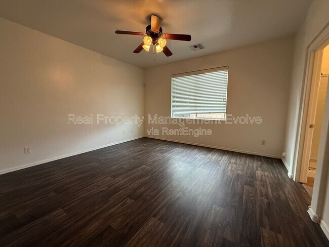 Building Photo - 7337 W St Catherine Ave