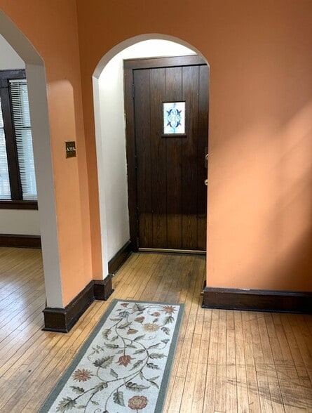 2313 Front entrance - 2313 N Holton St