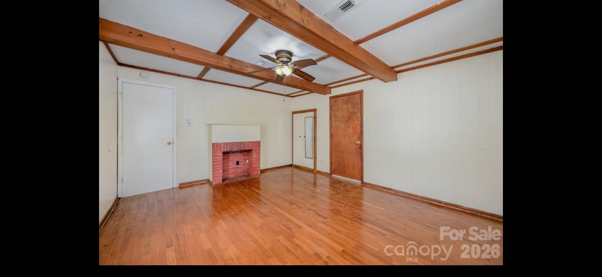 Building Photo - Room in House on Dublin Rd