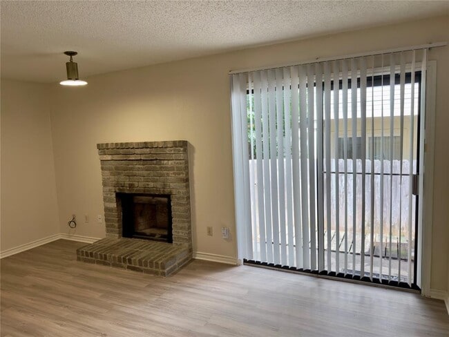 Building Photo - 2618 Alcott Ln