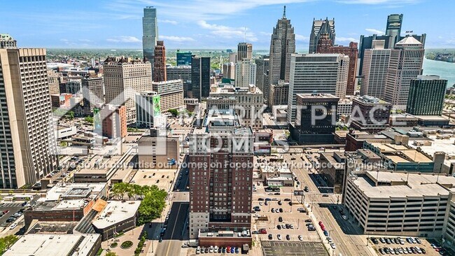 Building Photo - 525 W Lafayette Blvd