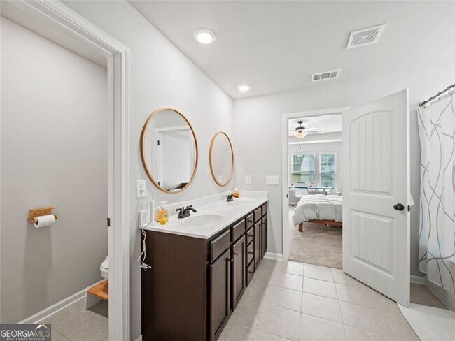 Building Photo - 4934 Hillstone Dr