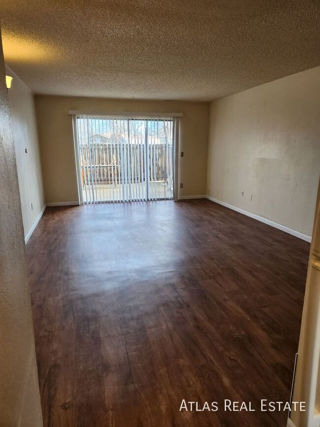 Building Photo - ONE MONTH FREE RENT IF MOVED IN BY 2/20! C...