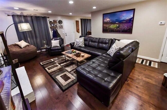 Building Photo - Super Cute One Level Home in Shelton Park