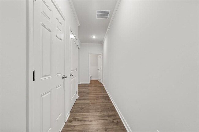 Building Photo - 3341 Greyton Dr