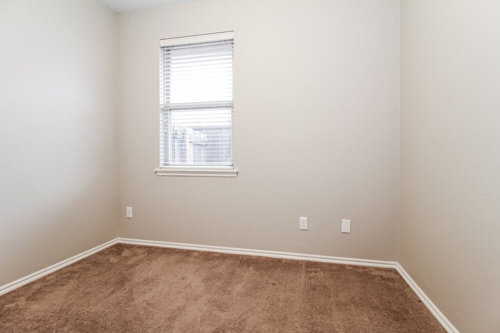 Building Photo - 10609 SW 32nd St