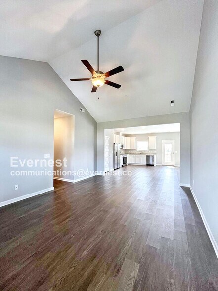 Building Photo - 1305 Ventura Ln