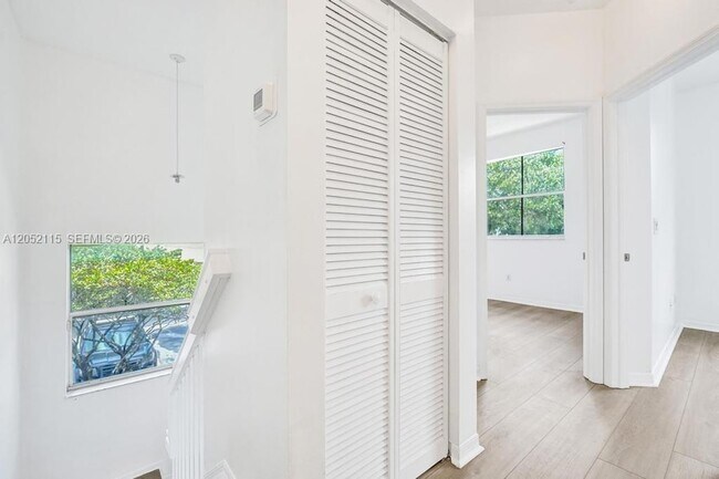 Building Photo - 2316 Coral Reef Ct