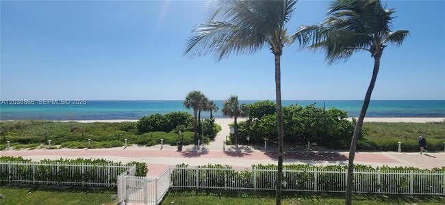 Building Photo - 5401 Collins Ave