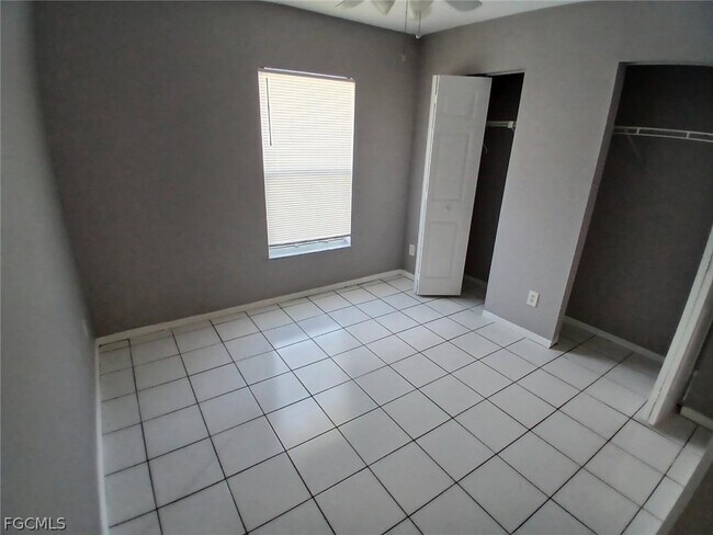 Building Photo - 3516 Dora St