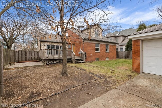 Building Photo - 810 Chestnut St