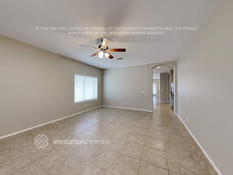 Building Photo - 14619 W Watson Ln