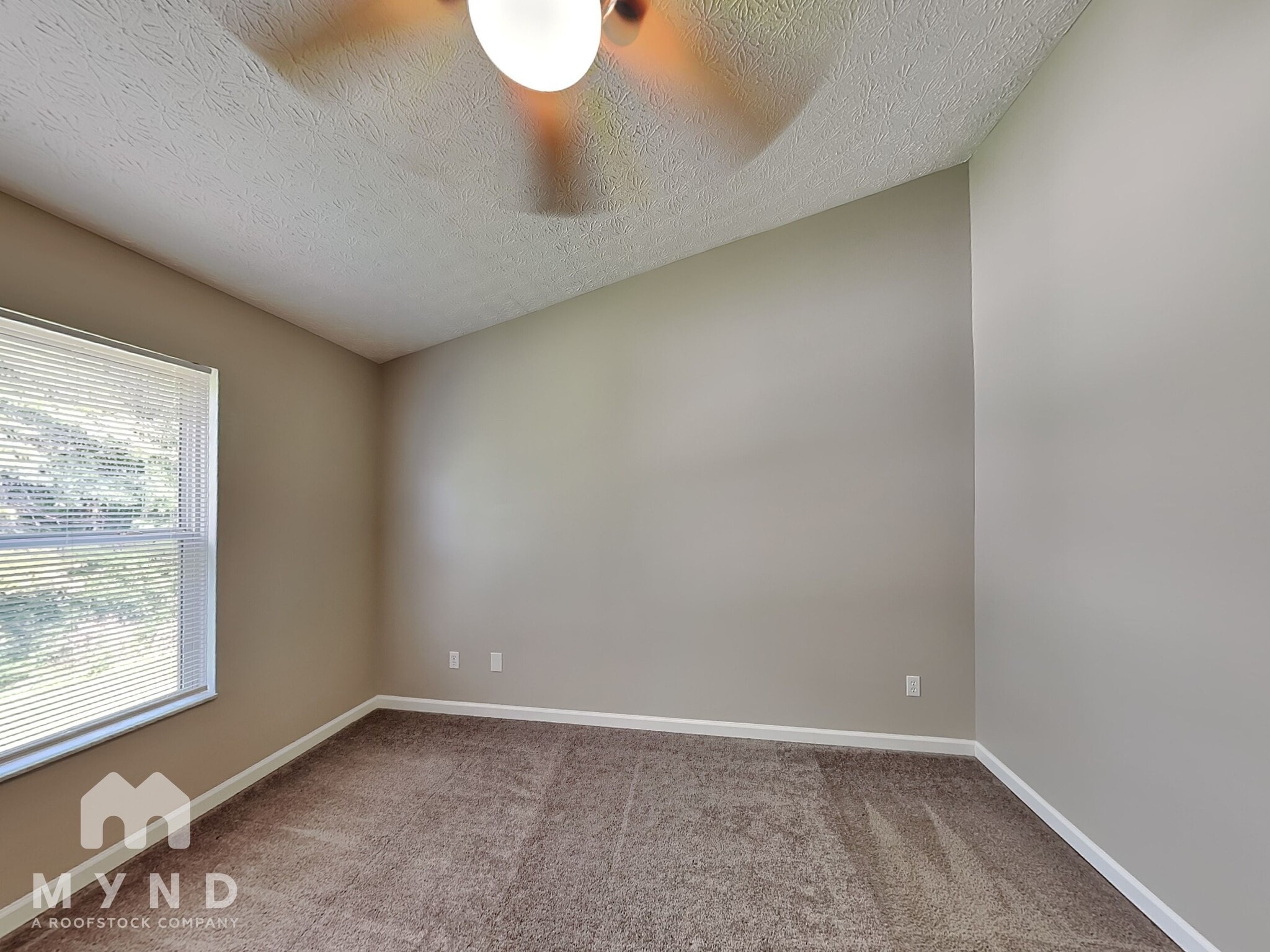 Building Photo - 2069 Prominence Dr