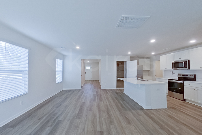 Building Photo - 113 Overstreet Way