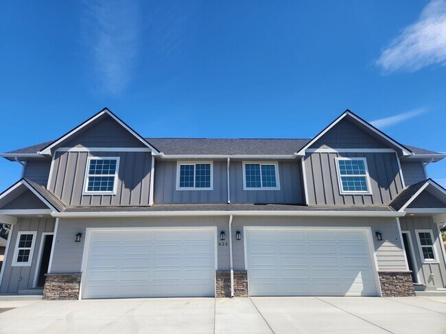 Building Photo - n625