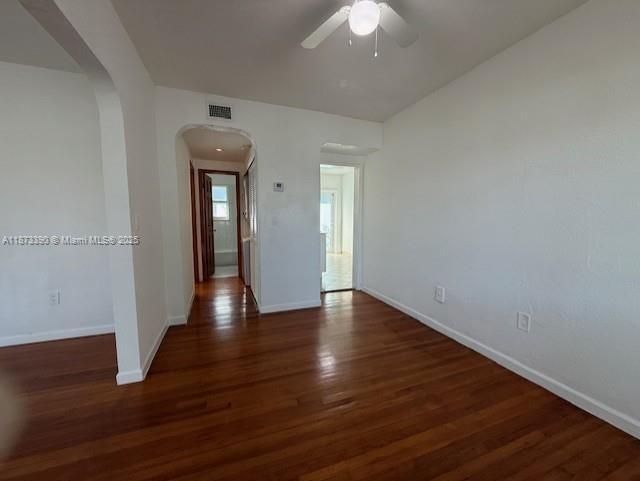 Building Photo - 7207 Bay Dr