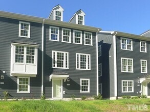 Building Photo - 137 Callowhill Ln