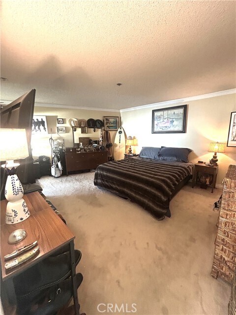 Building Photo - 625 Esplanade