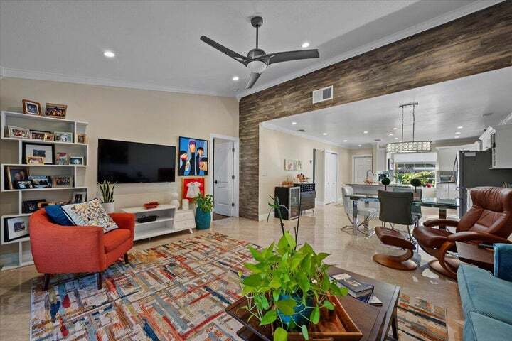 Building Photo - 102 Doe Trail