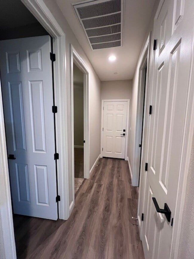 Building Photo - Coming Soon!