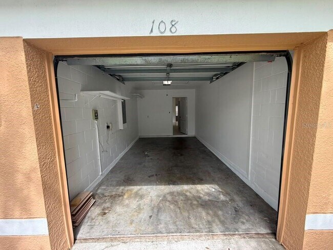Building Photo - 108 Sundown Ct