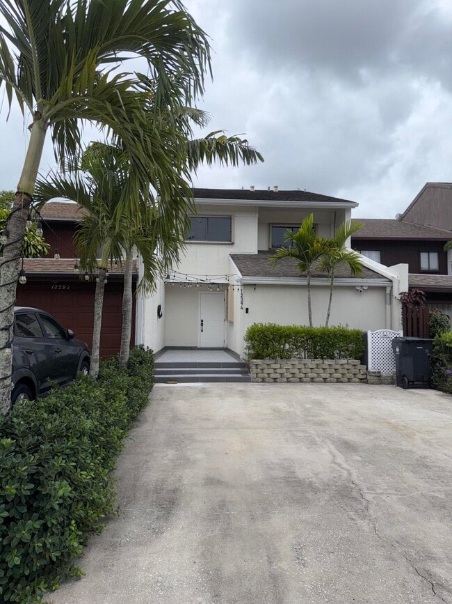 Building Photo - 12394 Westhampton Cir