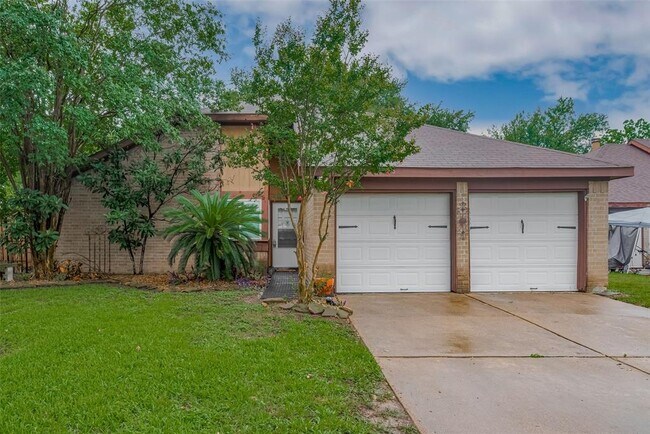 Primary Photo - 2717 Elder Rd