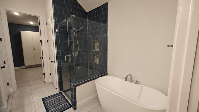 Building Photo - 514 Faith Dr