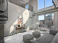 2 Bed with Loft - 1241 N. Milwaukee