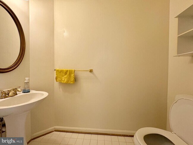 Building Photo - 10175 Treble Ct