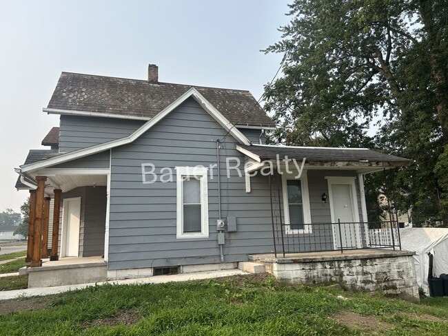 Building Photo - 114 Dale Ave