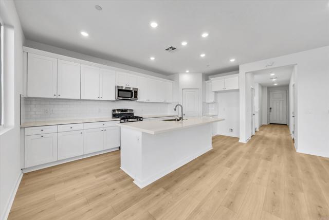 Building Photo - 34566 Sakura Ln