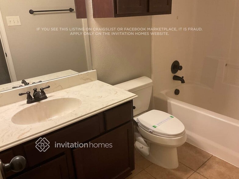 Building Photo - 1305 Raleigh Path