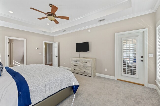 Building Photo - 2665 Breton Ridge Dr