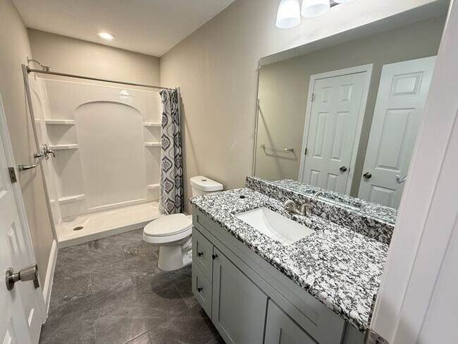 Building Photo - 3/2 half Duplex-NEW CONSTRUCTION