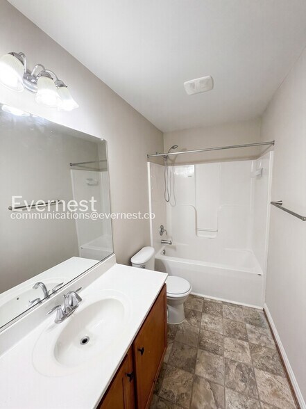 Building Photo - 2342 Silver Fox Way
