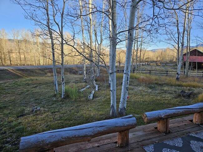 Building Photo - 2006 WY-352