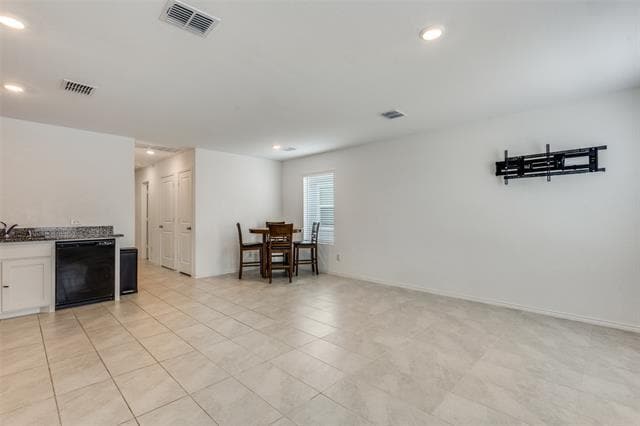 Building Photo - 6723 Coulter Dr