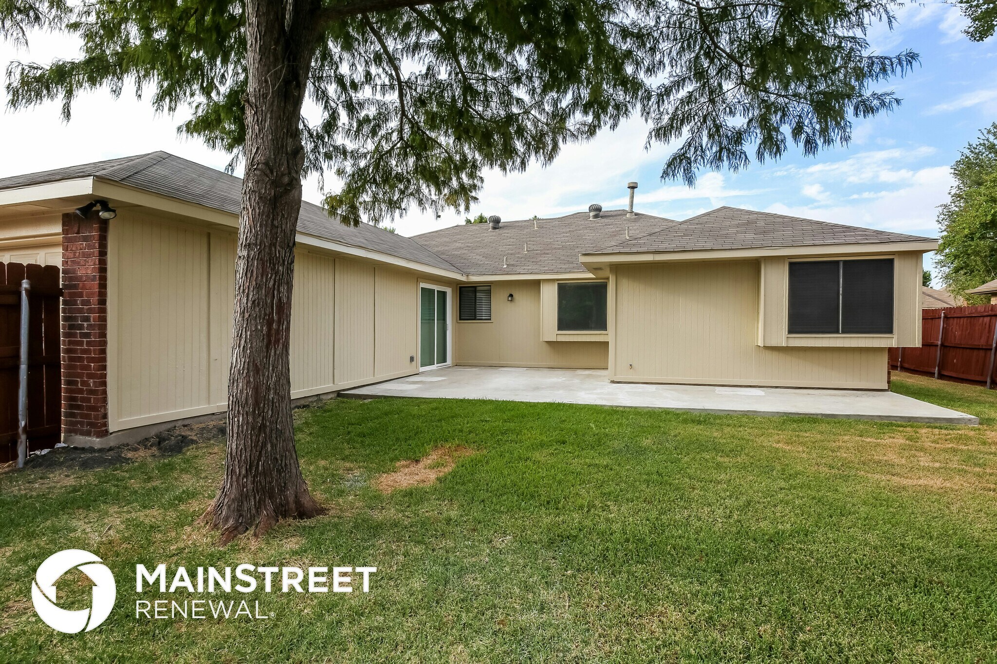 Building Photo - 7401 Aberdeen Dr