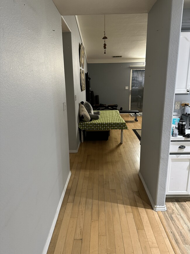 Building Photo - 9865 Rose St