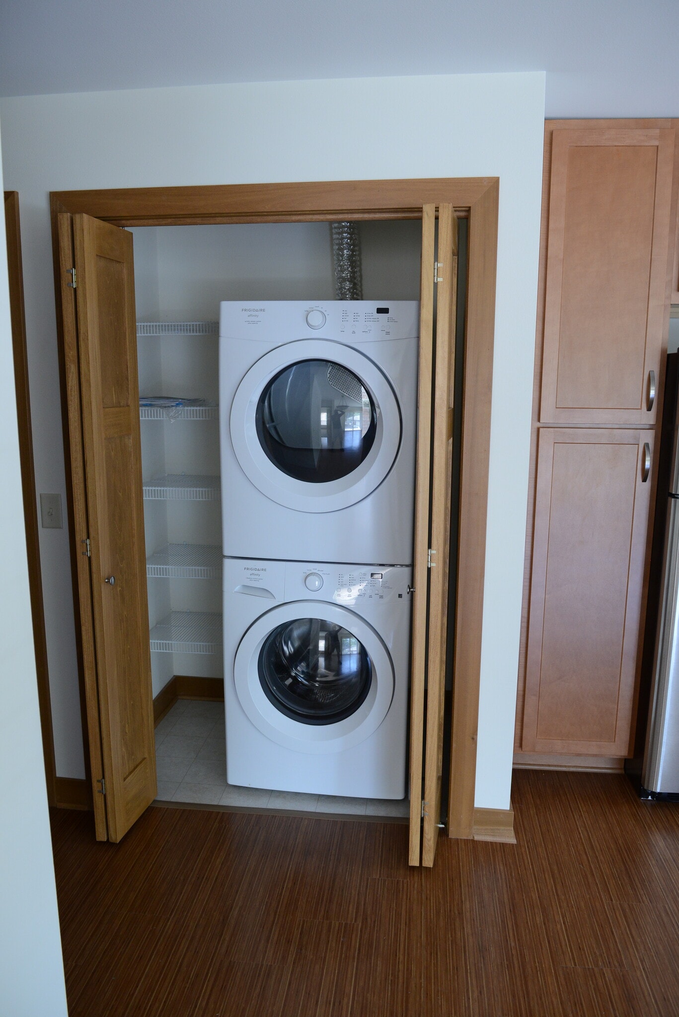 Building Photo - 1917 Monroe St