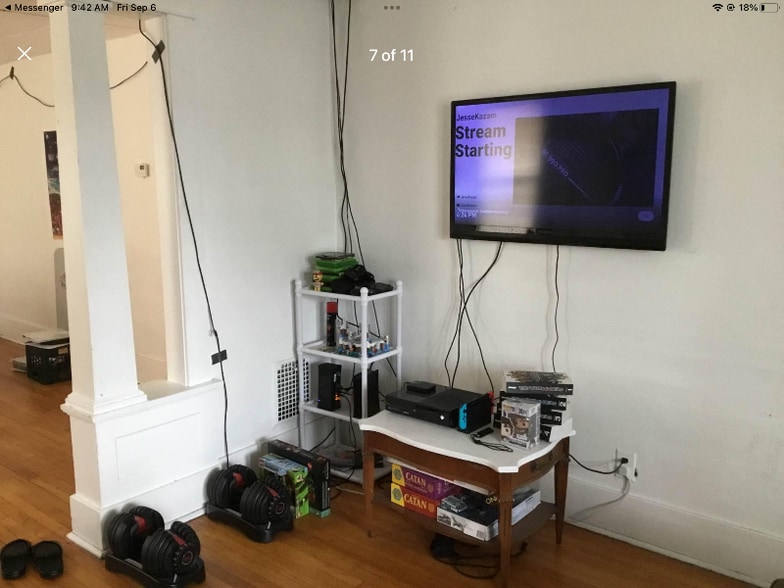 Building Photo - 1021 Downer Ave