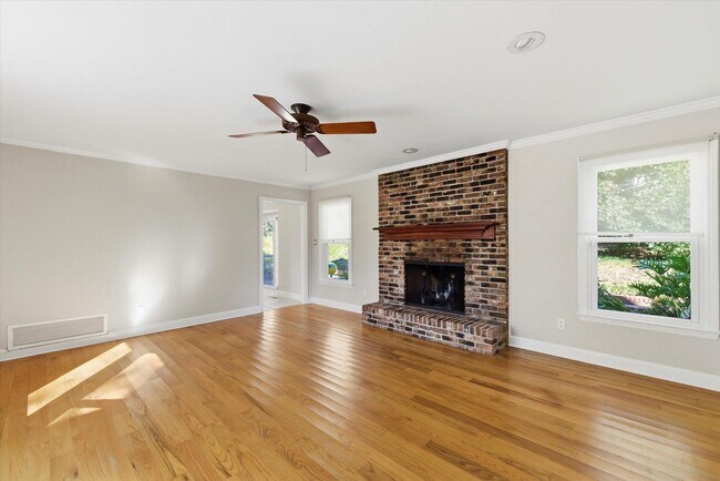 Building Photo - 602 Middlebrooks Cir
