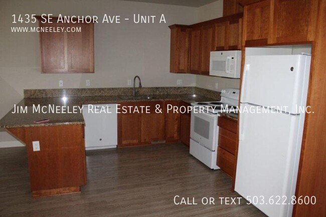 Building Photo - 1435 SE Anchor Ave