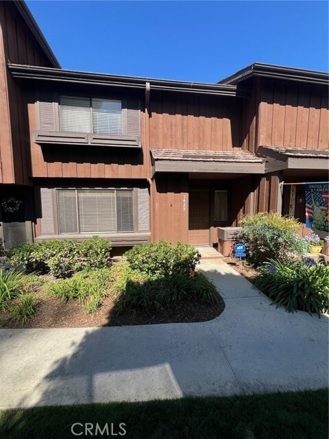 Building Photo - 1435 Westmont Dr