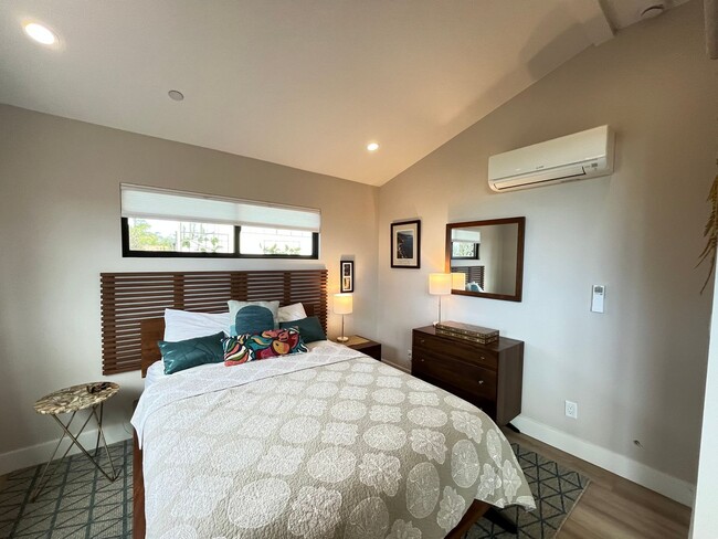 Building Photo - Exceptional Luxury One Bedroom Fully Furnished - Morro Bay w/Views