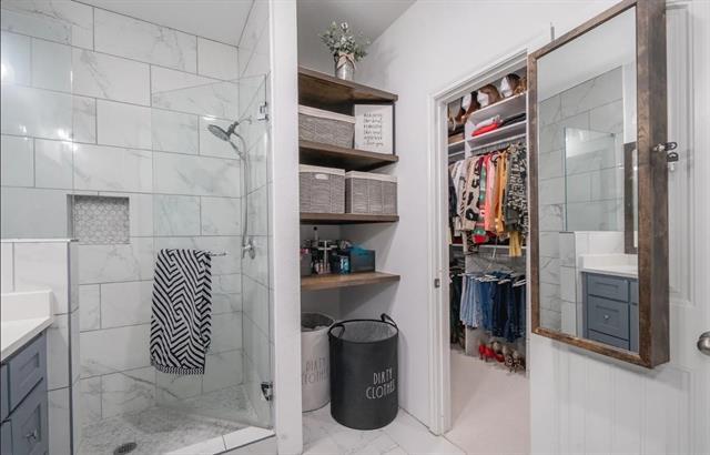 Building Photo - 1101 Riverstone Trl