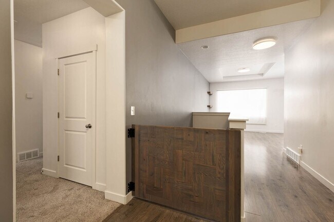 Building Photo - **Charming Rental Home in Highly Desirable...