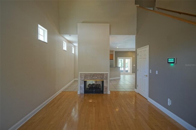 Building Photo - 3814 W Angeles St