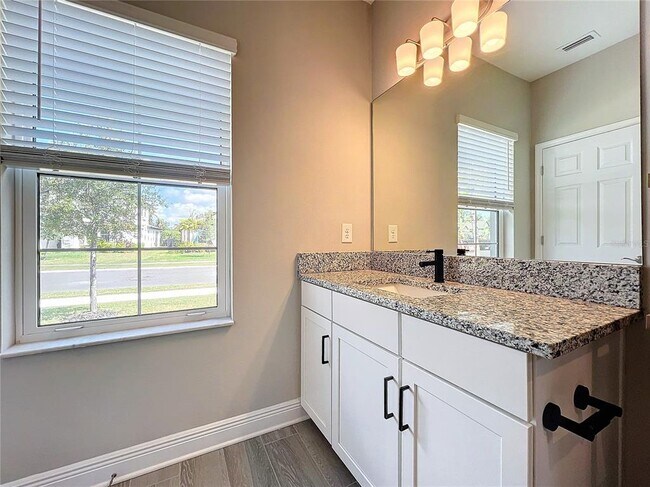 Building Photo - 5559 Trevesta Pl